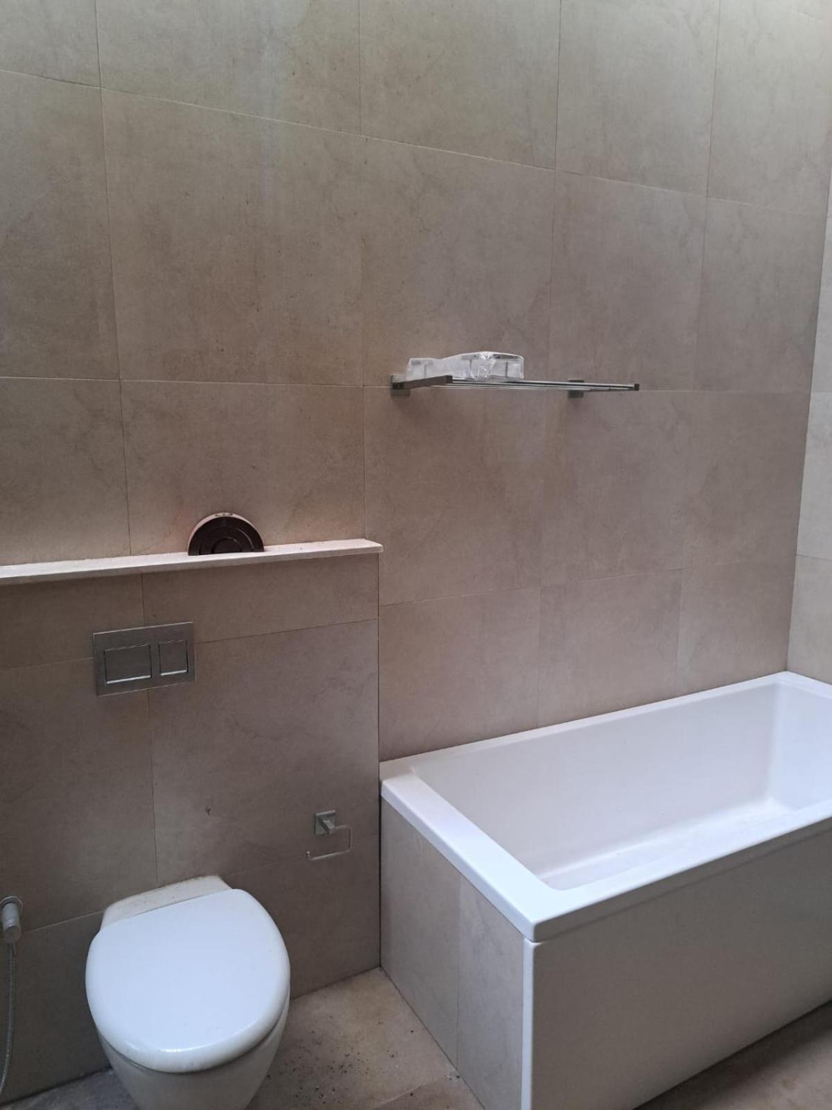 Brigade Orchards Hotel Devanahalli Kültér fotó